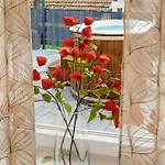 Mirola Homes - Rent In Nature *